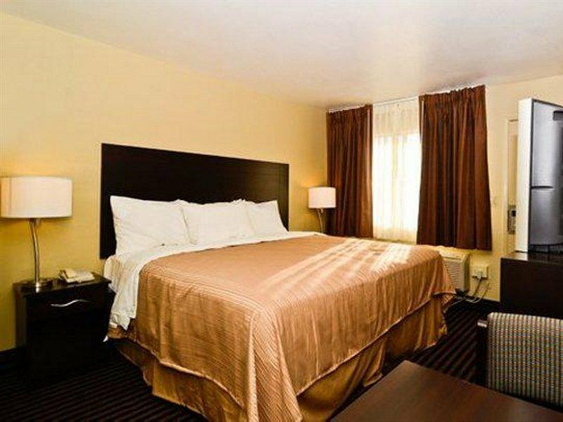 Americas Best Value Inn & Suites إسكونديدو المظهر الخارجي الصورة